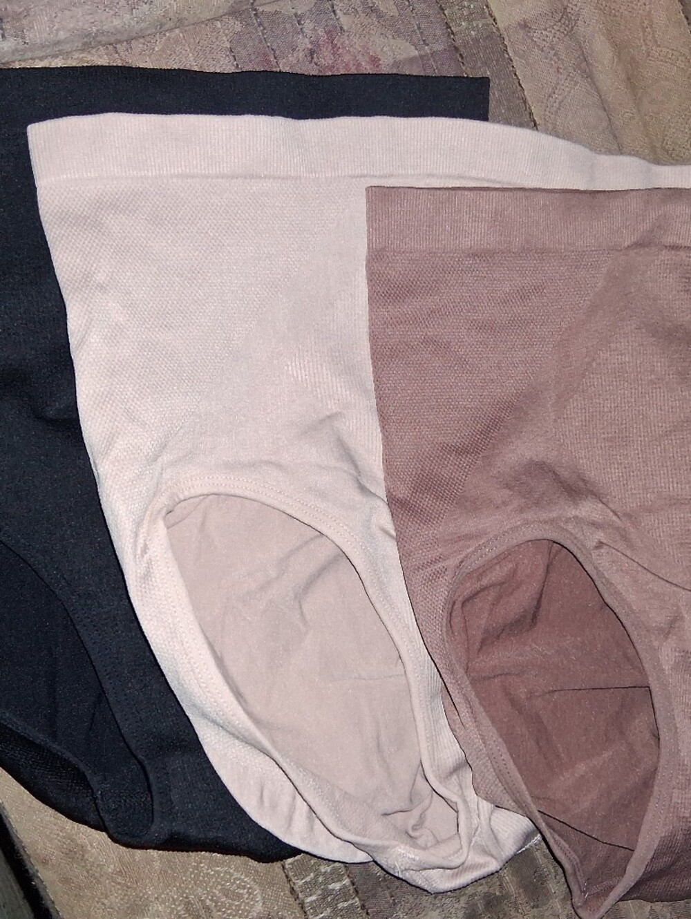 Skinnygirl V-Neck Ribbed Tank Trio - Mauve, Blush & Black